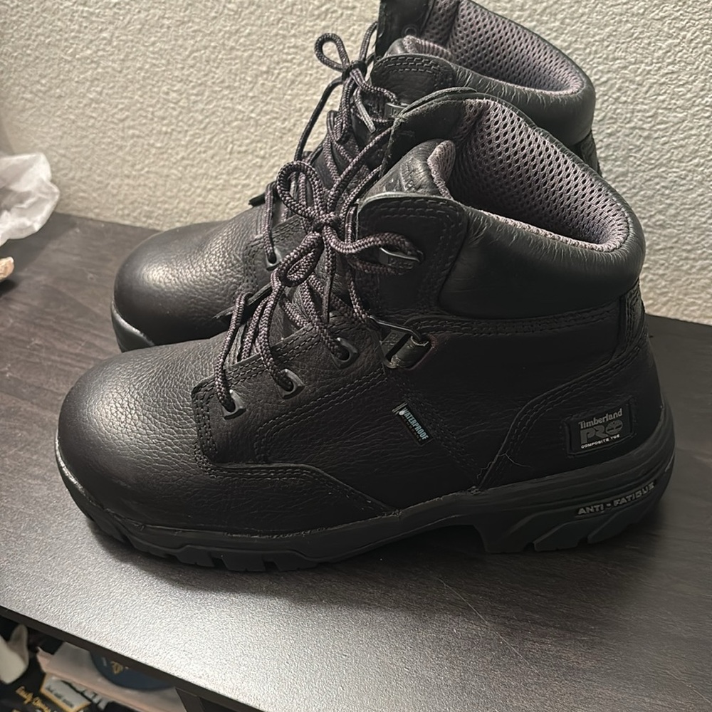 Timberland pro Helix 6” composite safety toe work boot - Picture 2 of 13
